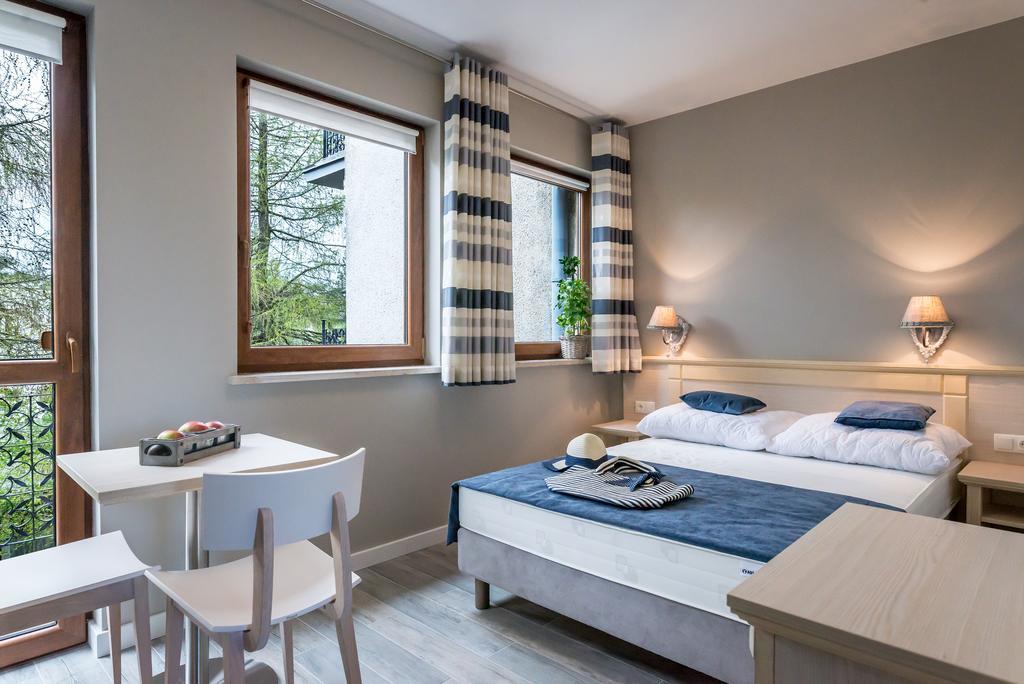 Hotel Farys Jastrzębia Góra Esterno foto