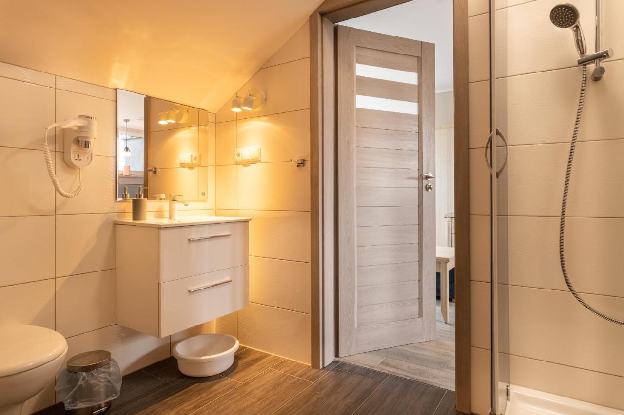 Hotel Farys Jastrzębia Góra Esterno foto